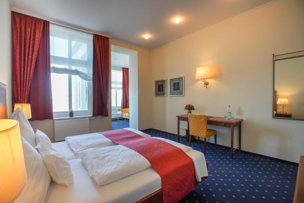 Strandhotel Ostfriesenhof Borkum Bagian luar foto