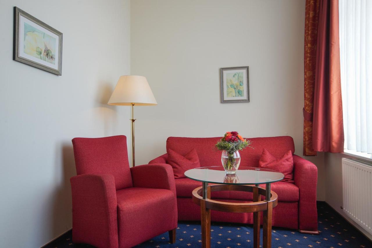 Strandhotel Ostfriesenhof Borkum Bagian luar foto
