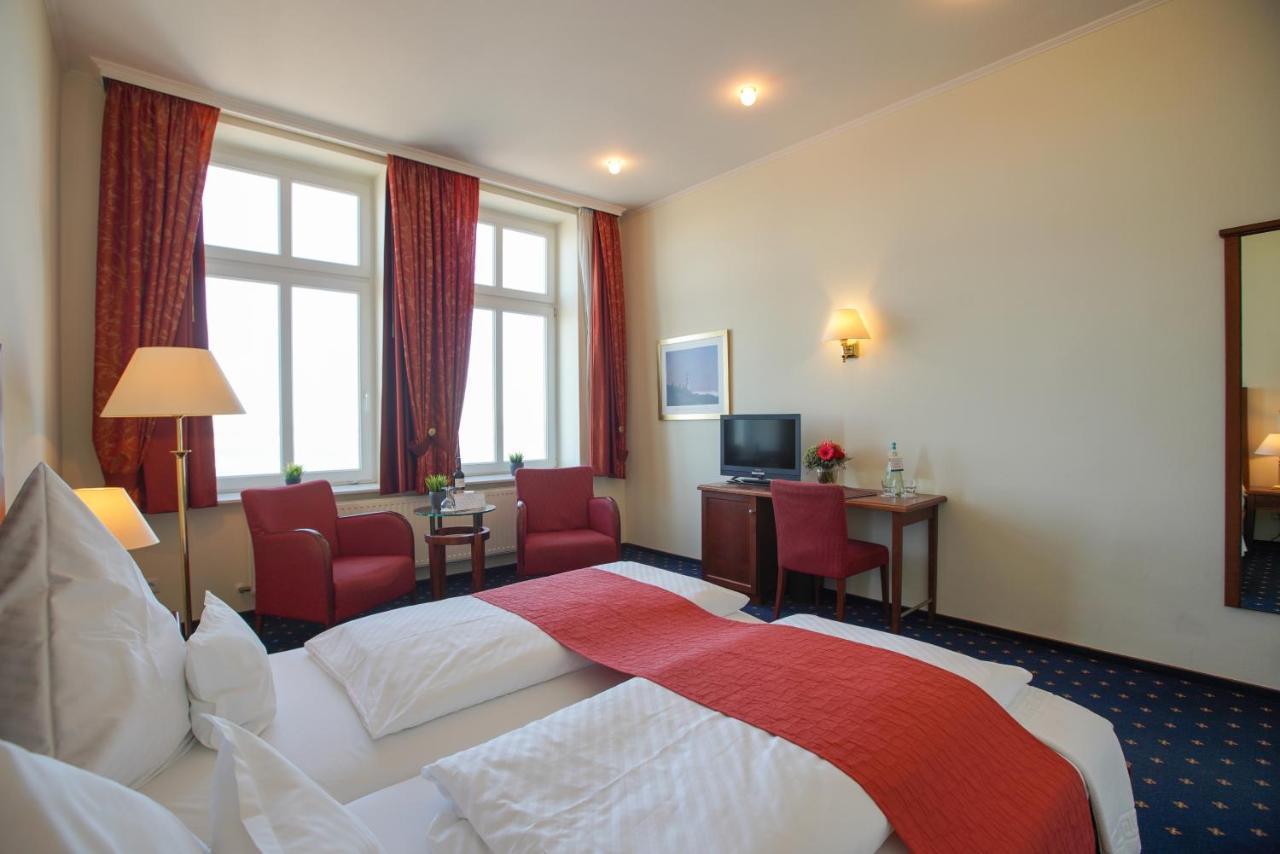 Strandhotel Ostfriesenhof Borkum Bagian luar foto